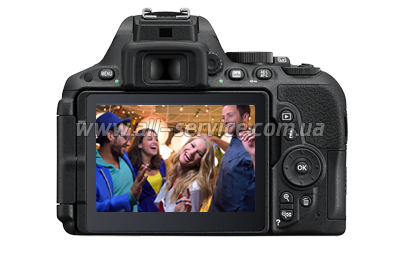   Nikon D5500 + AF-P 18-55VR KIT (VBA440K006)