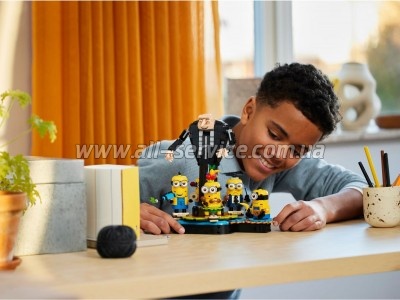 ����������� LEGO ��������� � 4 ���� � ������� �� ������� 839 ������� (75582)