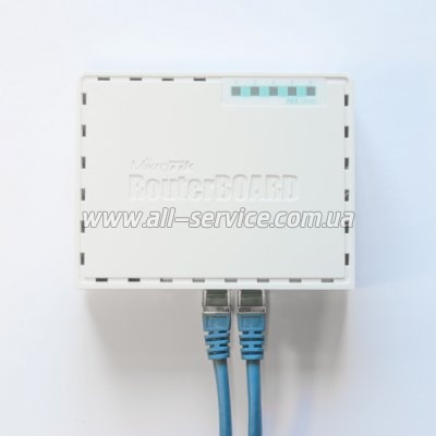  Mikrotik hEX (RB750Gr3)
