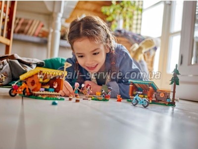 ����������� LEGO Friends ������ ������ � ��������������� ������ (42624)