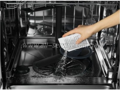�������� ��� �������� ����� Electrolux Clean & Care 3 � 1 12��. (M2GCP121)