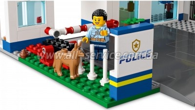 ����������� LEGO City ����������� ������� 668 ������� (60316)