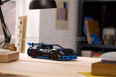 ����������� LEGO Technic ���������� ��� ����� Porsche GT4 e-Performance (42176)