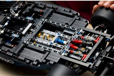 ����������� LEGO Technic ��������� F1 Oracle Red Bull Racing RB20 (42206)