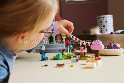 ����������� LEGO Animal Crossing ��������� �� ������ ��� �������� Julian 170 ������� (77046)