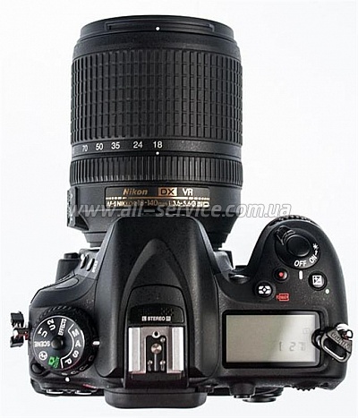   Nikon D7100 + 18-140mm VR (VBA360KV02)