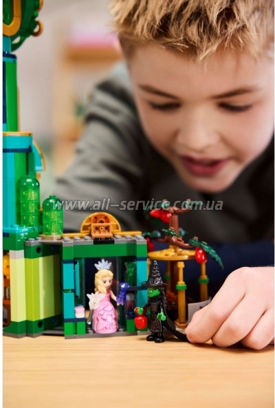 ����������� LEGO Wicked ����� ���������� � ���������� ����� 945 ������� (75684)