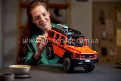 ����������� LEGO Technic Mercedes-Benz G 500 PROFESSIONAL Line (42177)