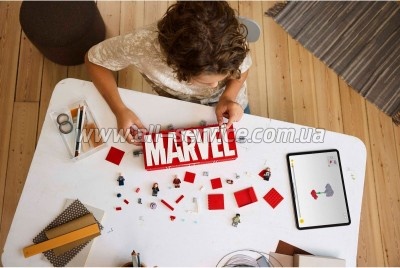 ����������� LEGO Super Heroes ������� � ����������� MARVEL (76313)