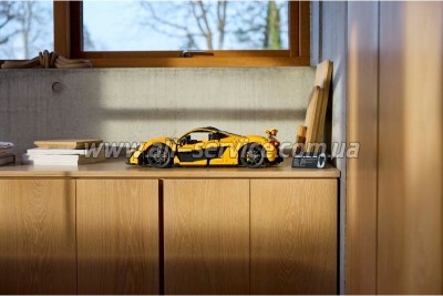 ����������� LEGO Technic McLaren P1 3893 parts (42172)