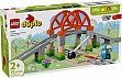 Конструктор LEGO DUPLO Town Дополнительный набор. Железнодорожный мост и пути (10426) Конструктор LEGO DUPLO Town Дополнительный набор. Железнодорожный мост и пути (10426)