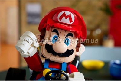  LEGO Jurassic World      (76975)