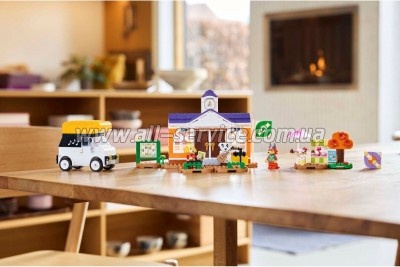 ����������� LEGO Animal Crossing ������� �.�. �� ������� (77052)