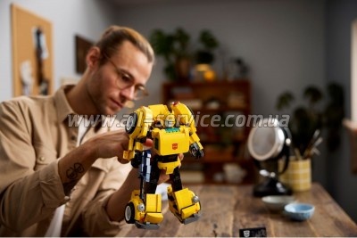  LEGO Icons Transformers Bumblebee 950 parts (10338)