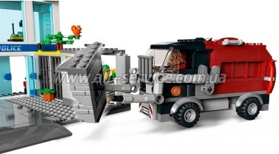 ����������� LEGO City ����������� ������� 668 ������� (60316)