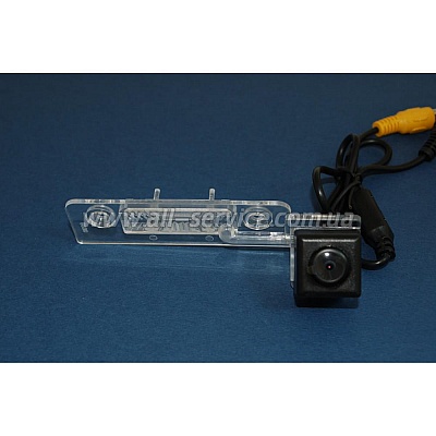 Камера заднего вида CRVC Detachable VW Touareg, Tiguan Камера заднего вида CRVC Detachable VW Touareg, Tiguan