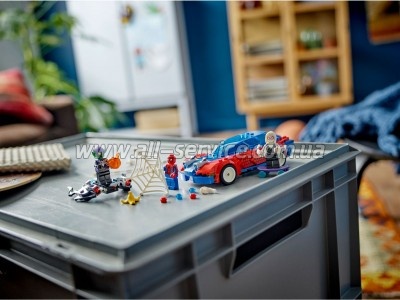 ����������� LEGO Super Heroes ���������� ��� ����� ��������-����� � ������� ������ � ���� ������ 227 ������� (76279)
