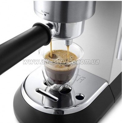    DeLonghi EC685.M