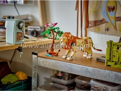 ����������� LEGO Creator ����� �������� ������ 780 ������� (31150)