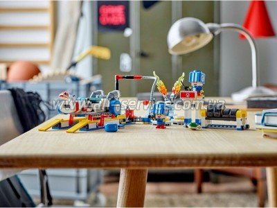 ����������� LEGO Super Mario Mario Kart � Toad''s Garage (72035)